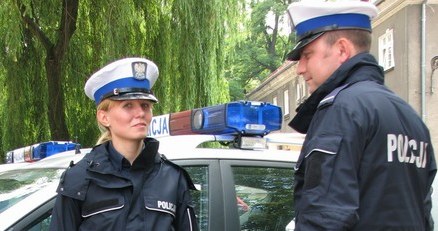 Nowe mundury dla policji /Policja