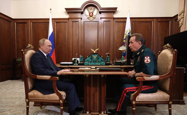 Nowe nagranie z Putinem. Dyktator znowu trzyma się stołu
