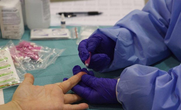 Nowe ograniczenia w związku z koronawirusem. Rząd rozważa zmiany