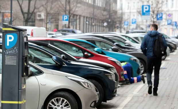 "Nowe" parkomaty w Krakowie. Miasto ma zaoszczędzić miliony złotych