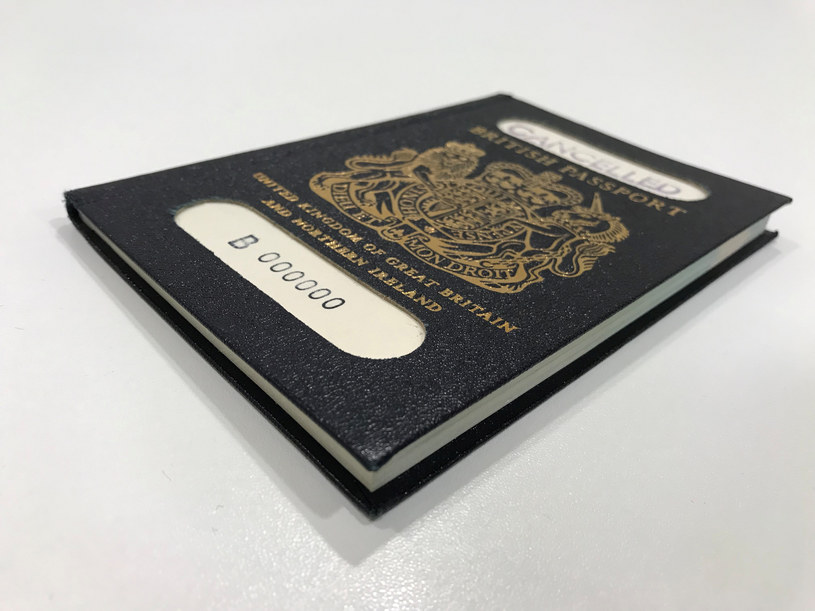 Nowe paszporty, które Wielka Brytania zamierza wprowadzić po wyjściu z UE /UK Government/Reuters  /Agencja FORUM