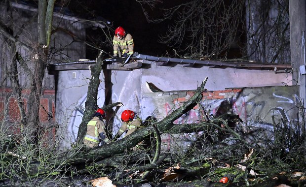 Nowe pilarki dla strażaków z Drawska i Świdwina