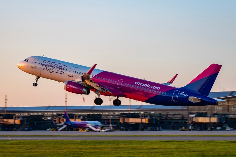 Nowe połączenia z Gdańska. Wizz Air poleci do Madrytu i Katanii /Shutterstock