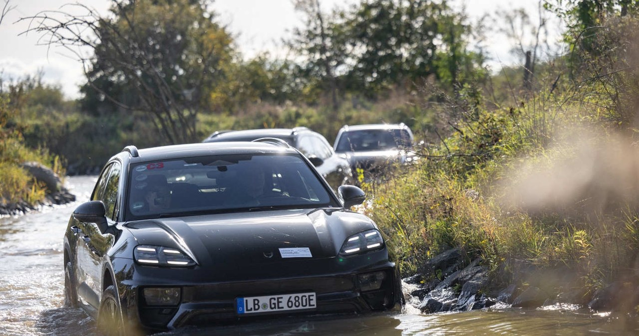 Nowe Porsche Macan będzie radziło sobie w terenie co najmniej tak dobrze, jak spalinowy poprzednik /materiały prasowe