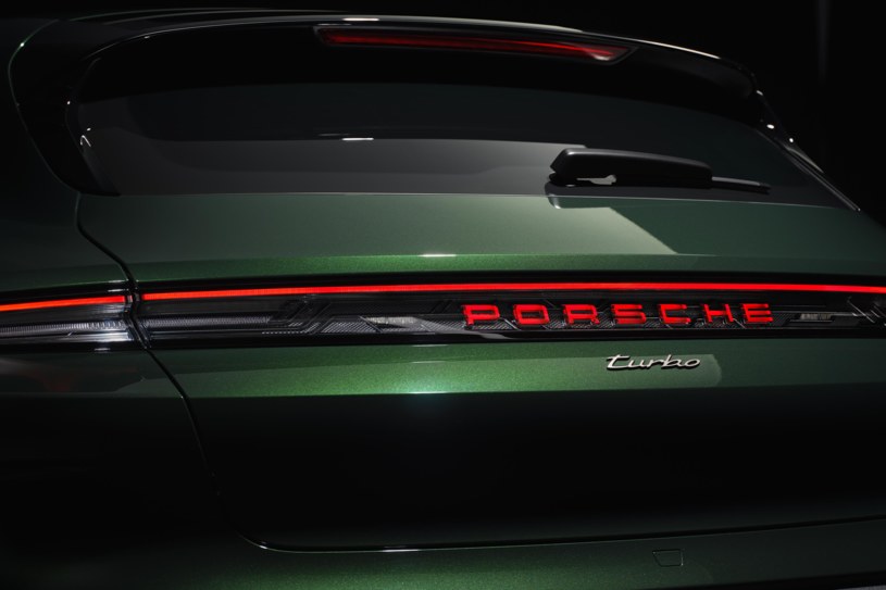 Nowe Porsche Taycan oferuje jeszcze lepsze osiągi i większy zasięg /Porsche