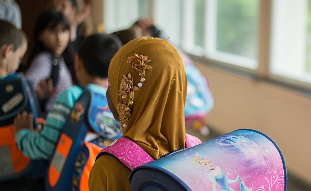 Nowe prawo w Austrii – muzułmańskie dziewczynki bez chust w szkołach