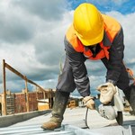 Nowe przepisy odnośnie pracy w upały. Nie wszystkie firmy wdrożą je na czas