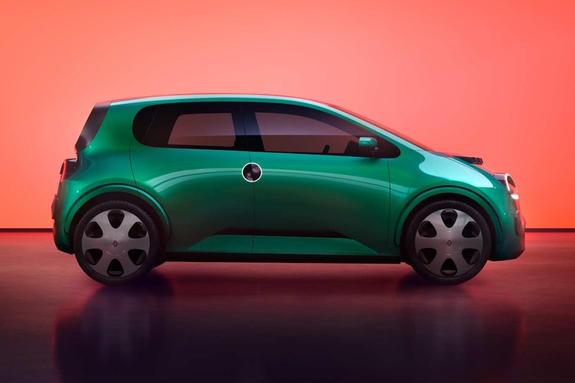 Nowe Renault Twingo mocno nawiązuje kształtem do modelu 1. generacji /materiały prasowe