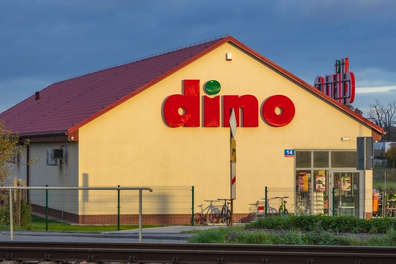 Nowe sklepy Dino mają powstać w ciągu najbliższych miesięcy /fotokon /123RF/PICSEL