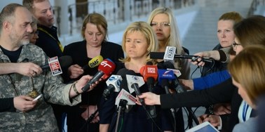 Nowe stenogramy ze Smoleńska. Rodziny ofiar: Potrzebna międzynarodowa komisja
