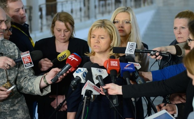 Nowe stenogramy ze Smoleńska. Rodziny ofiar: Potrzebna międzynarodowa komisja