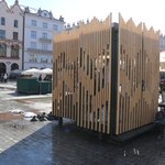 ​Nowe stoiska dla krakowskich kwiaciarek. Testy do września