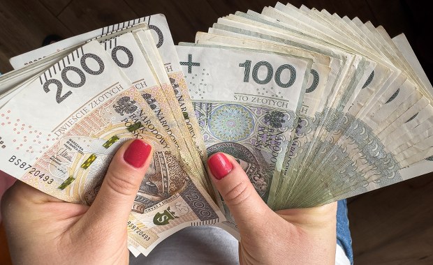 Nowe tablice emerytalne od 1 kwietnia 2026 r. Dłuższe życie Polaków oznacza niższe świadczenia?