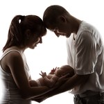 Nowe zasady urlopów macierzyńskich i rodzicielskich. Co się zmienia od stycznia?