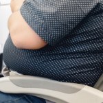 Nowe zasady w popularnych liniach lotniczych. Czy podróżowanie stanie się trudniejsze dla osób o większych rozmiarach?