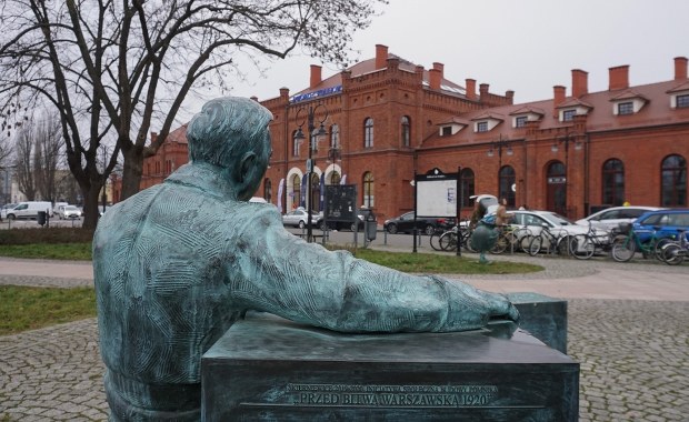 Nowe życie dworca w Skierniewicach. "Połączenie przeszłości z teraźniejszością"