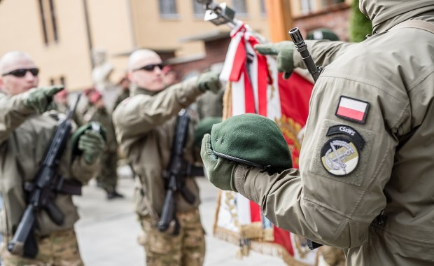 Nowi żołnierze na starcie elitarnej drogi. "Włożyliśmy w to dużo serca"