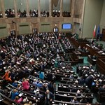 Nowo wybrani europosłowie opuszczą Sejm. Kto za nich?