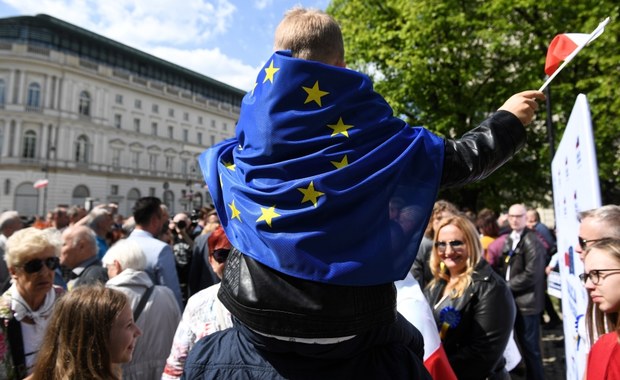 Nowoczesna chce prawnej ochrony flagi Unii Europejskiej