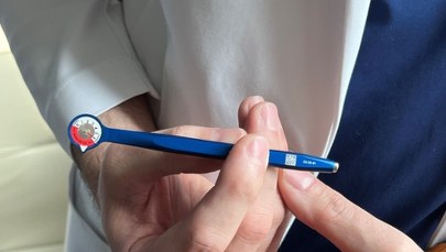 Nowoczesny implant dla chorych na jaskrę w UCK w Katowicach