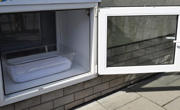 Noworodek w oknie życia w Sosnowcu. Matka wciąż jeszcze może się zgłosić 