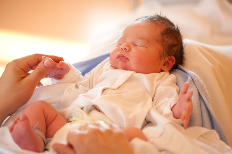Noworodki ocenia się w dziesięciopunktowej skali /123RF/PICSEL