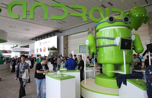 Nowy Android wciaż nie istnieje w statystykach /AFP
