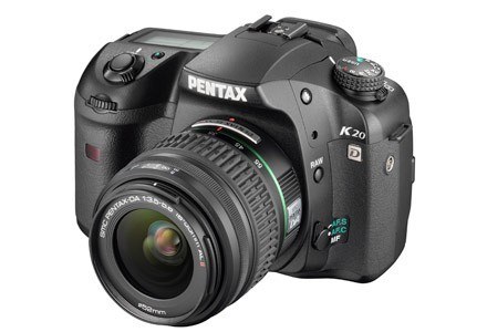 Nowy aparat Pentax ma zostać zaprezentowany już 20 maja /materiały prasowe
