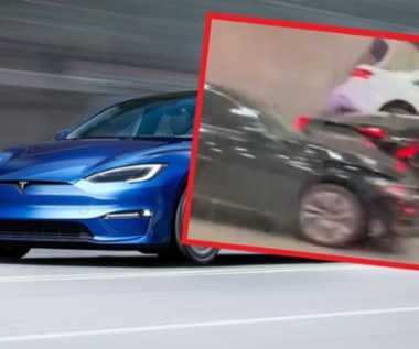 Nowy autopilot Tesli jest jeszcze bardziej niebezpieczny? Doszło do karambolu