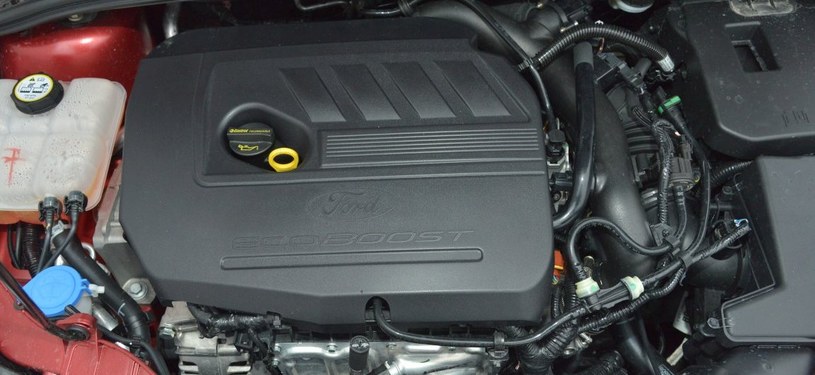 Nowy benzynowy silnik 1.5 turbo jest cichy i zapewnia dobre osiągi. Nie jest paliwożerny, ale do mistrzów oszczędności też nie należy. /Motor