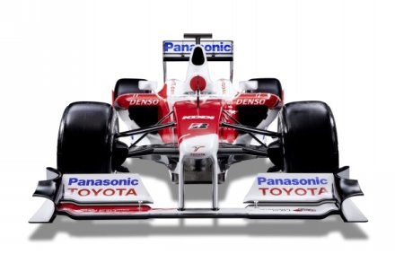 Nowy bolid Toyoty nazywa się TF109 / fot. Toyota-F1.com /Informacja prasowa