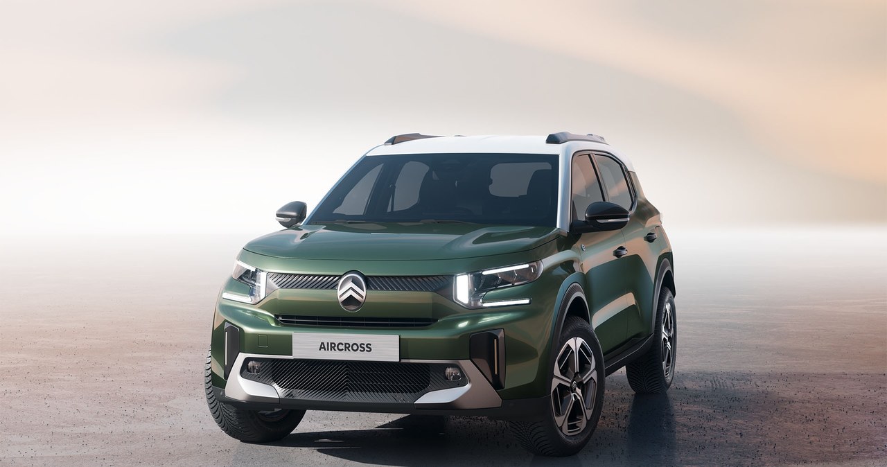 Nowy Citroen C3 Aircross będzie dostępny z napędem benzynowym, hybrydowym oraz w pełni elektrycznym. /Citroen /materiały prasowe