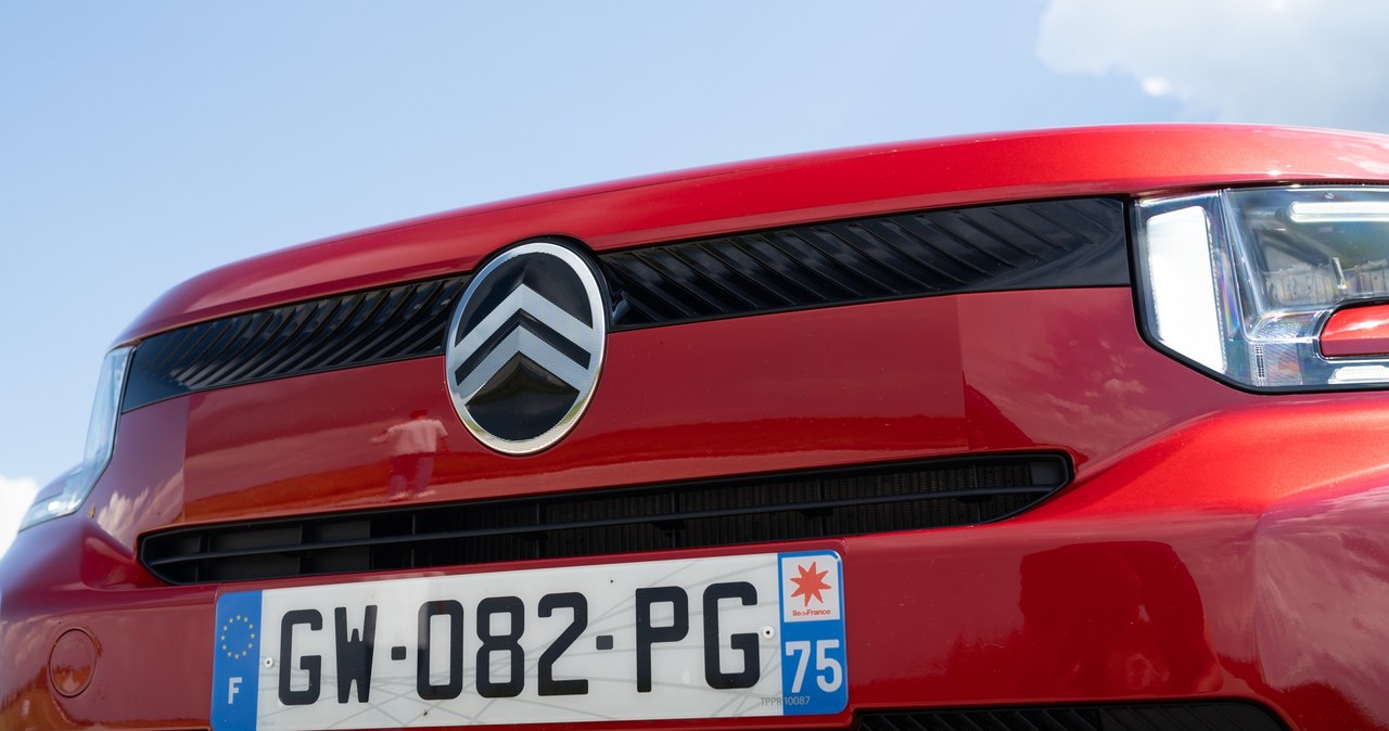 Nowy Citroen C3 dumnie nosi nowe logo. /Jan Guss-Gasiński