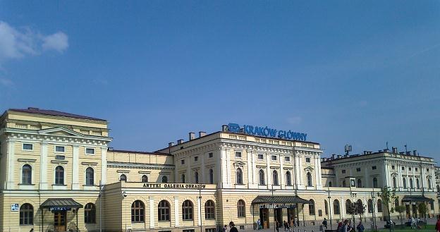 Nowy dworzec w Krakowie miał być otwarty na Euro 2012 /INTERIA.PL