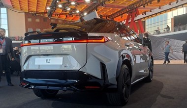 Nowy elektryczny Lexus RZ. Ma wolant i manualną skrzynię biegów