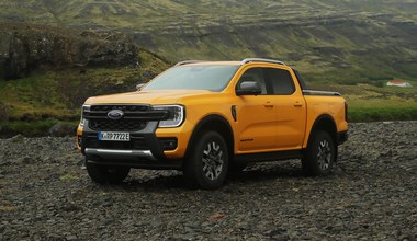 Nowy Ford Ranger łamie zasady. 281 KM, 3500 kg uciągu, a pali jak kompakt 