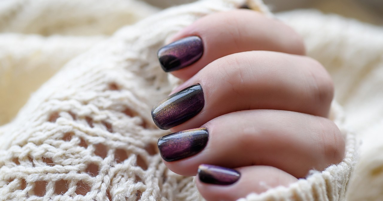 Nowy hit diamond aura nails. Co kryje ten manicure i dlaczego już go kochamy? Może być ostro, może być subtelnie - niesamowity trend w malowaniu paznokci /123RF/PICSEL