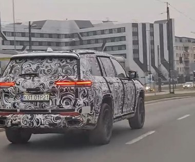 Nowy Jeep Grand Cherokee już jeździ po polskich drogach