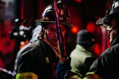 Nowy Jork: 12 ofiar pożaru w bloku