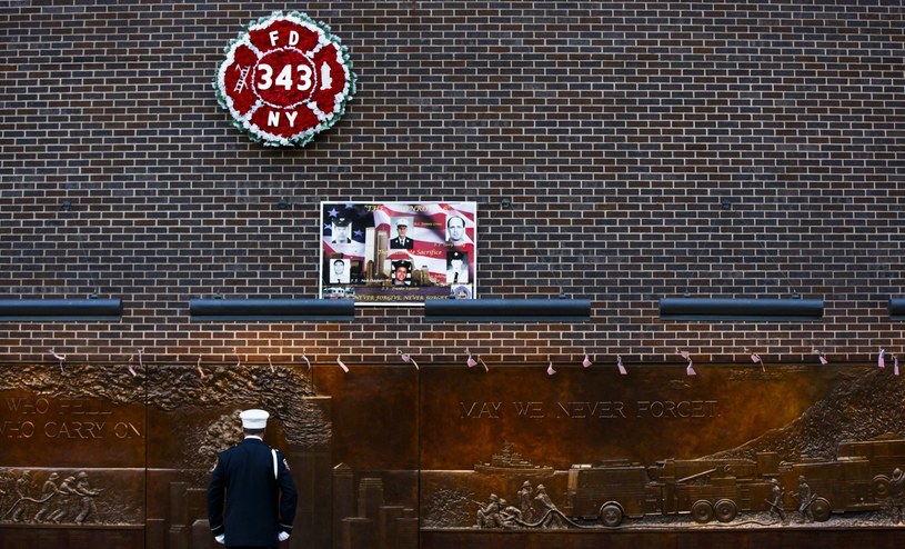 Nowy Jork uczcił ofiary zamachów na World Trade Center /JUSTIN LANE /PAP/EPA