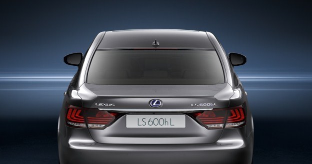 Nowy lexus LS 600h /Informacja prasowa