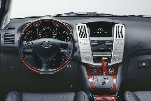 Nowy Lexus RX330 (kliknij) /INTERIA.PL
