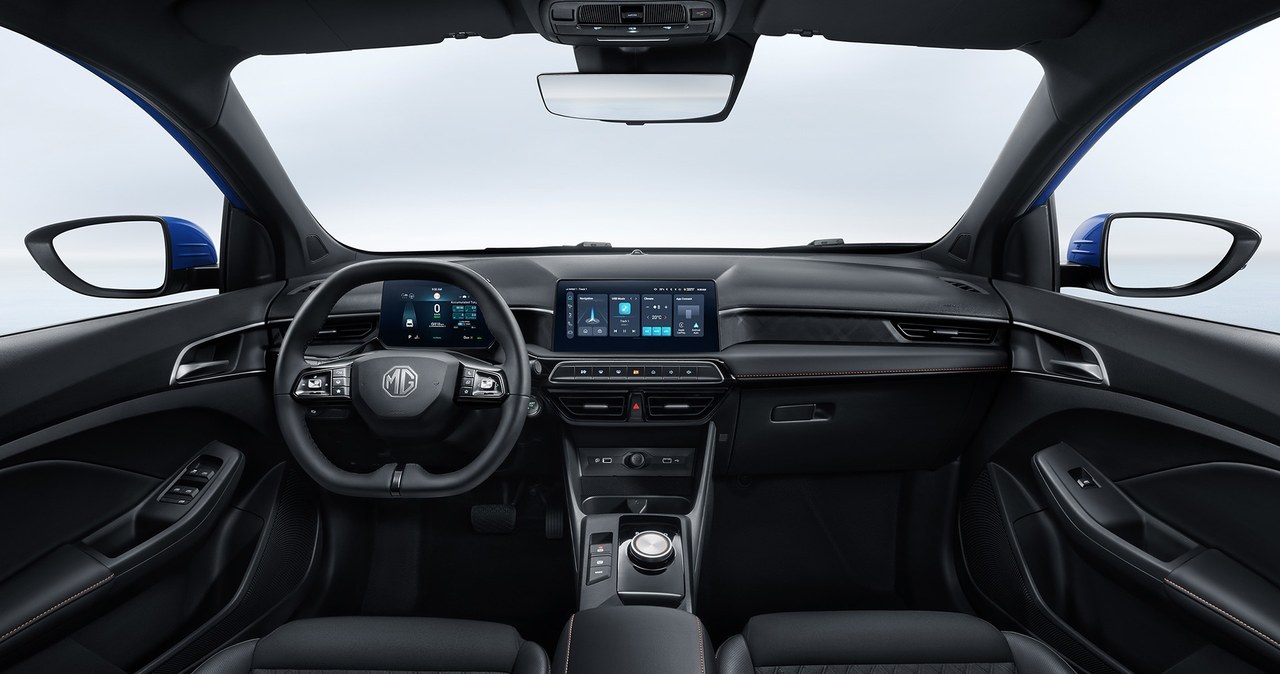 Nowy MG3 Hybrid+. Wnętrze wygląda na nowoczesne i wygodne w obsłudze /MG Motors /materiały prasowe