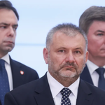 Nowy minister zrezygnował z dożywotniej pensji. To niemała kwota