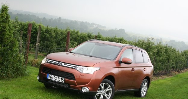 Nowy mitsubishi outlander /INTERIA.PL