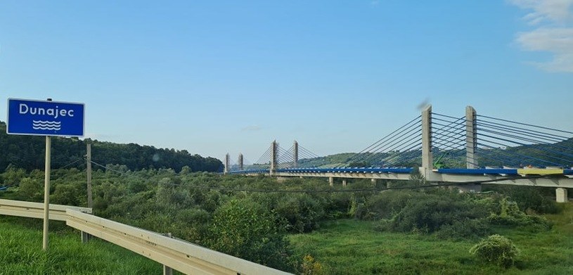 Nowy most zostanie udostępniony już w poniedziałek /Jacek Jurecki /INTERIA.PL