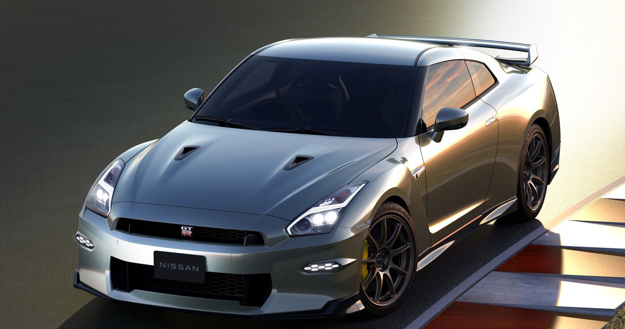 Nowy Nissan GT-R zaprezentowany /materiały prasowe