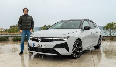Nowy Opel Astra poniżej 100 tys. zł. W nocy zachwyca nie tylko wyglądem
