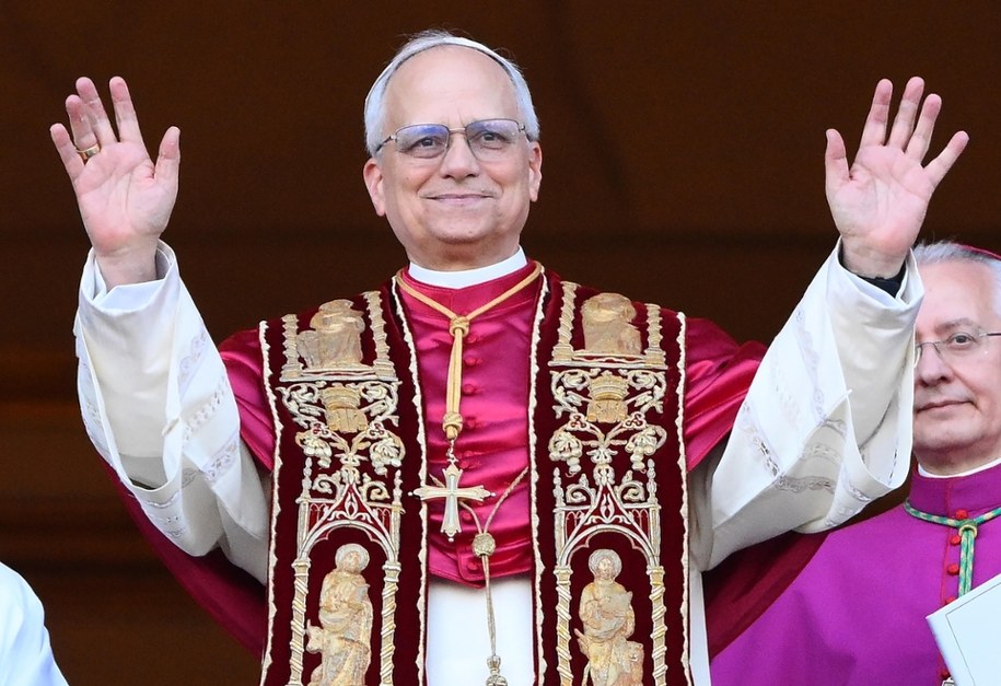 Nowy papież Leon XIV. Robert Prevost pochodzi z USA, bywał w Polsce /ETTORE FERRARI /PAP/EPA