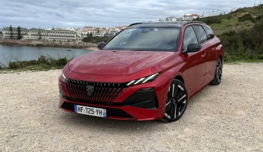Nowy Peugeot 308 ma pazury i pali 5,5 l/100 km. Oszczędność do 7,4 tys. zł